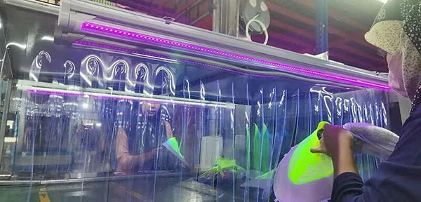 Application of T8 LED UV tube in shoe factories(Image1)